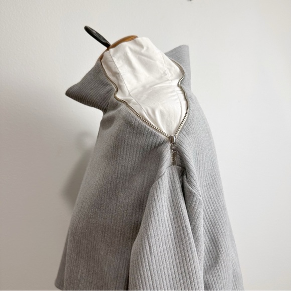 Zara Trafaluc Zip Shoulder Layered Top Mock Neck Gray White Size Small - Picture 4 of 11